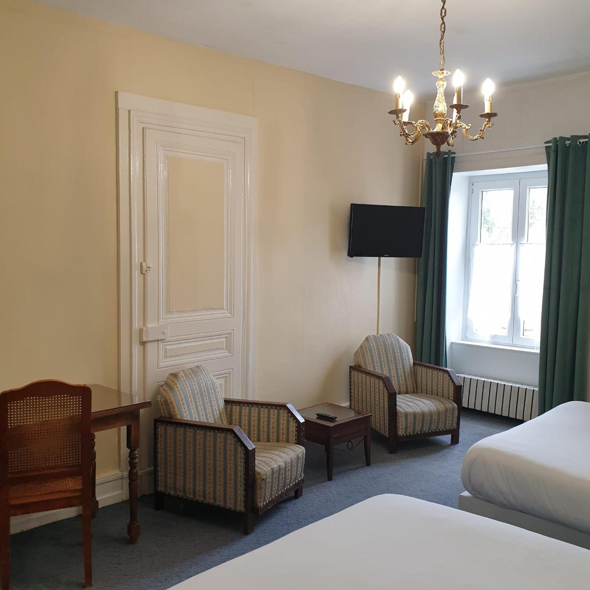 Hotel Des XII Apotres & De La Cle Des Champs Contrexéville Εξωτερικό φωτογραφία